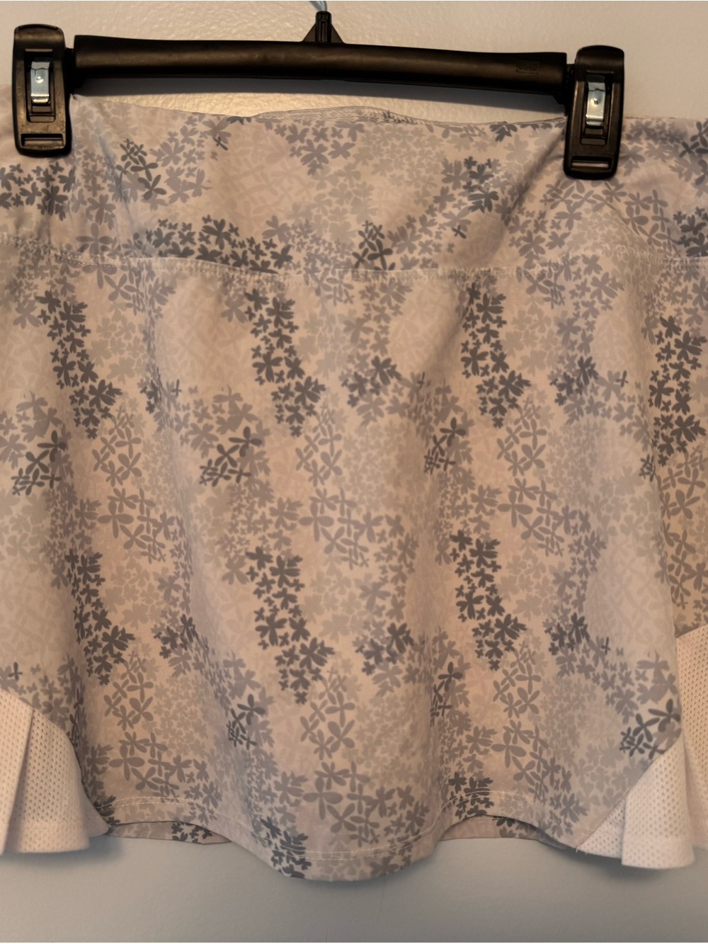 Women's Etonic Floral Print A-Line Skort - Gray/Blue/White